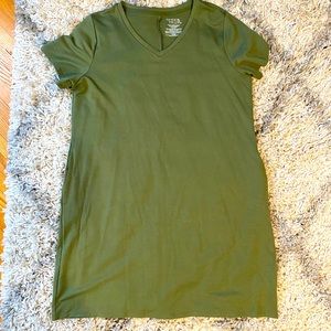 Green tshirt dress with pockets
